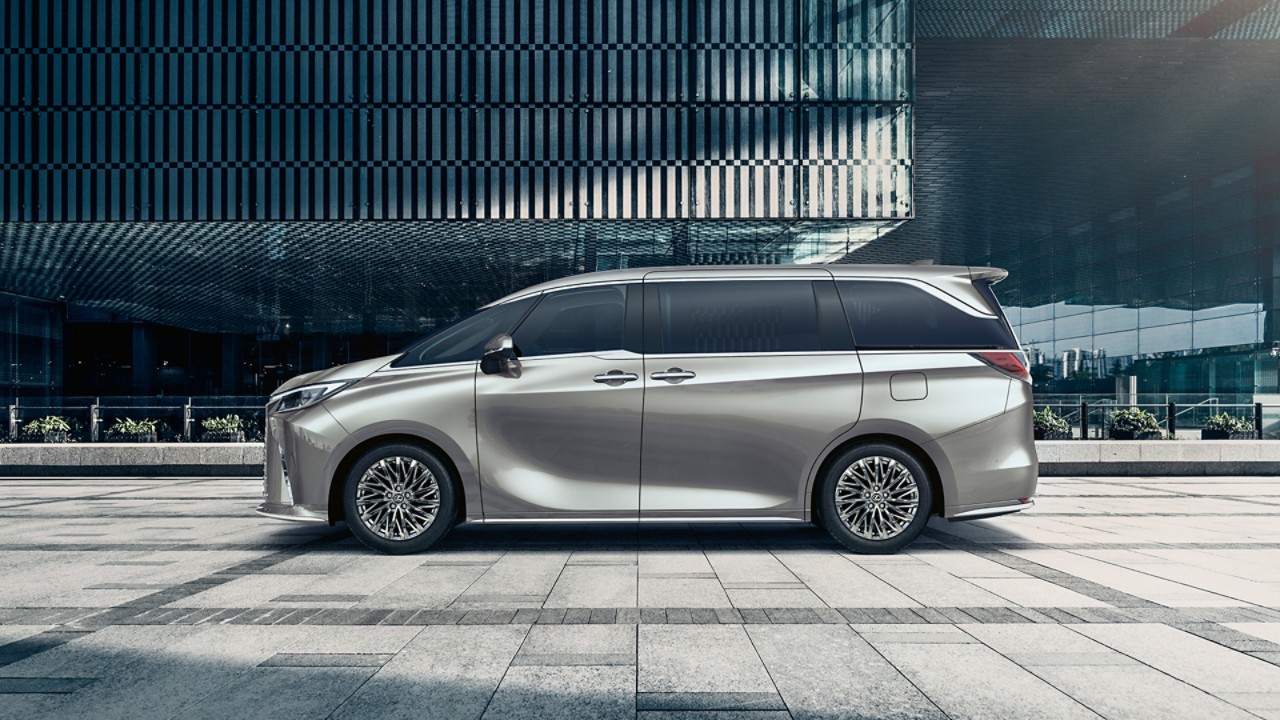 Discover Lexus LM | Luxury in every detail | Lexus Cyprus