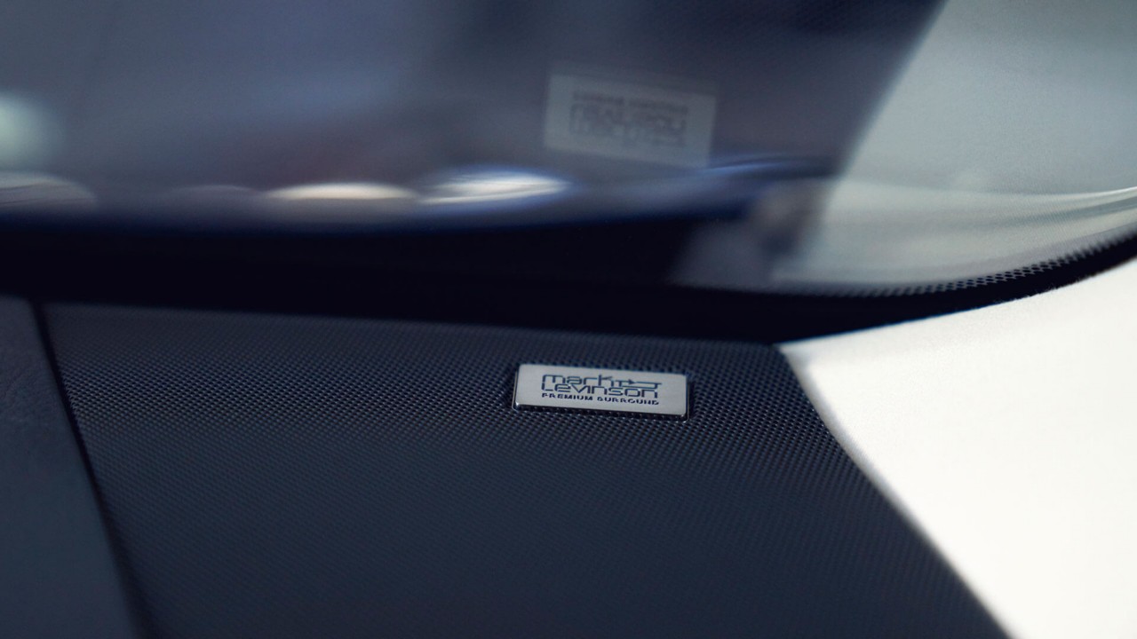 2019-lexus-rx-hotspot-interior-mark-levinson-1920x1080_tcm-3154-1710737
