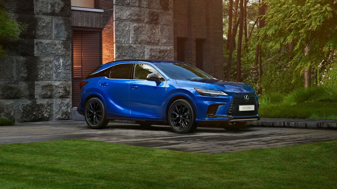 2022-dxp-discover-performance-f-sport-hero-1920x1080