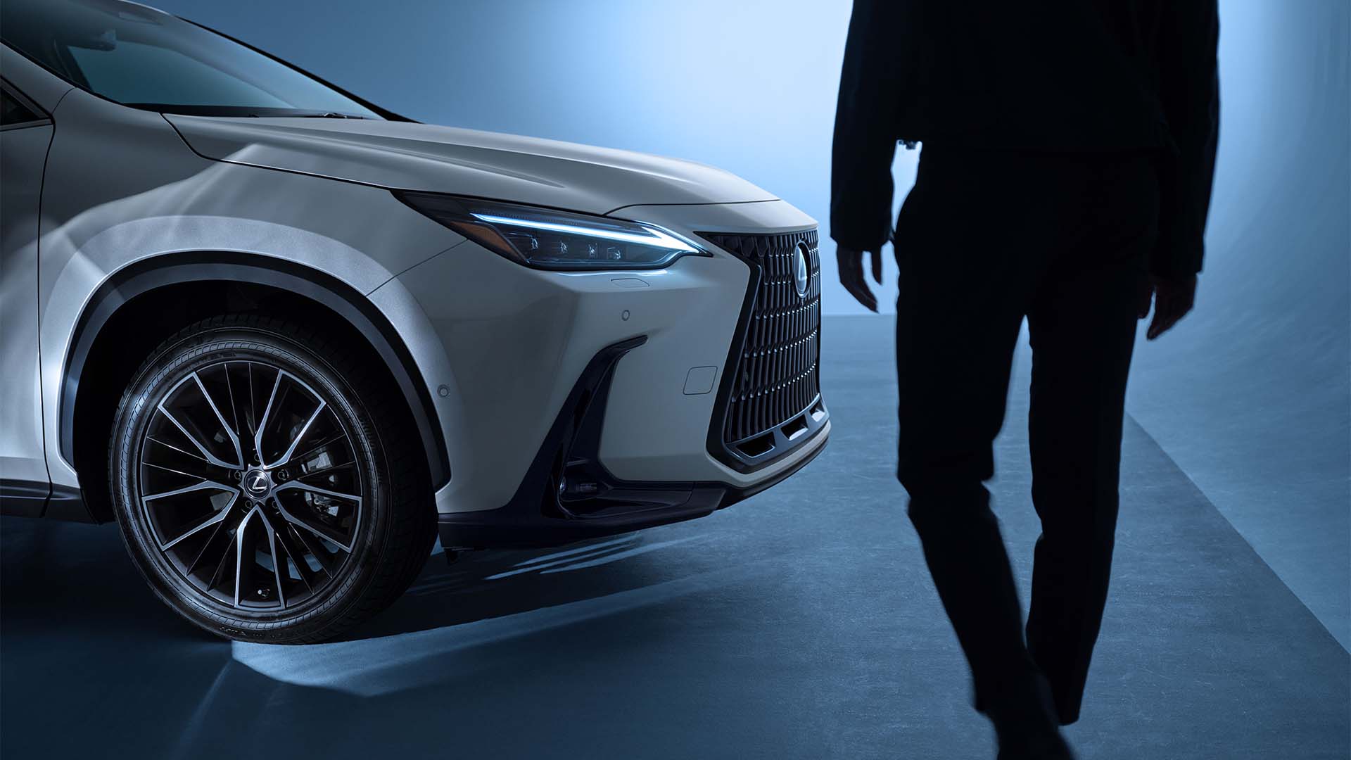 Plug-In Hybrid | Lexus Europe